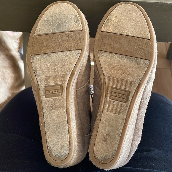 Toms Taupe Suede Lace-Up Desert Wedge Ankle Boots Size 9.5 - Picture 5 of 8